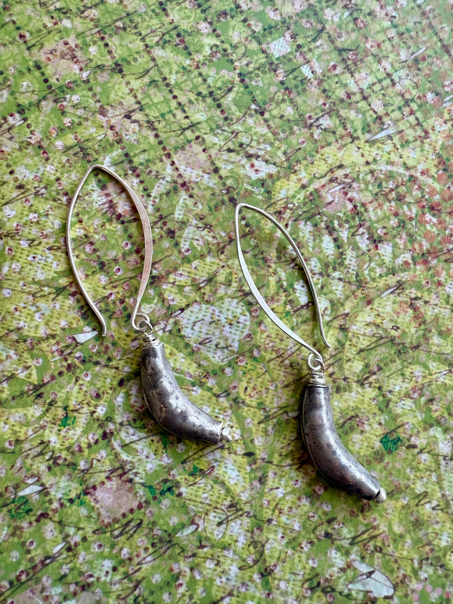 Sweet peas for your ears. Fine silver on fine silver wires.