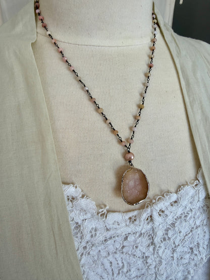 Pink druzie on faceted pink Opal wire wrapped chain adjustable necklace. 19-20”