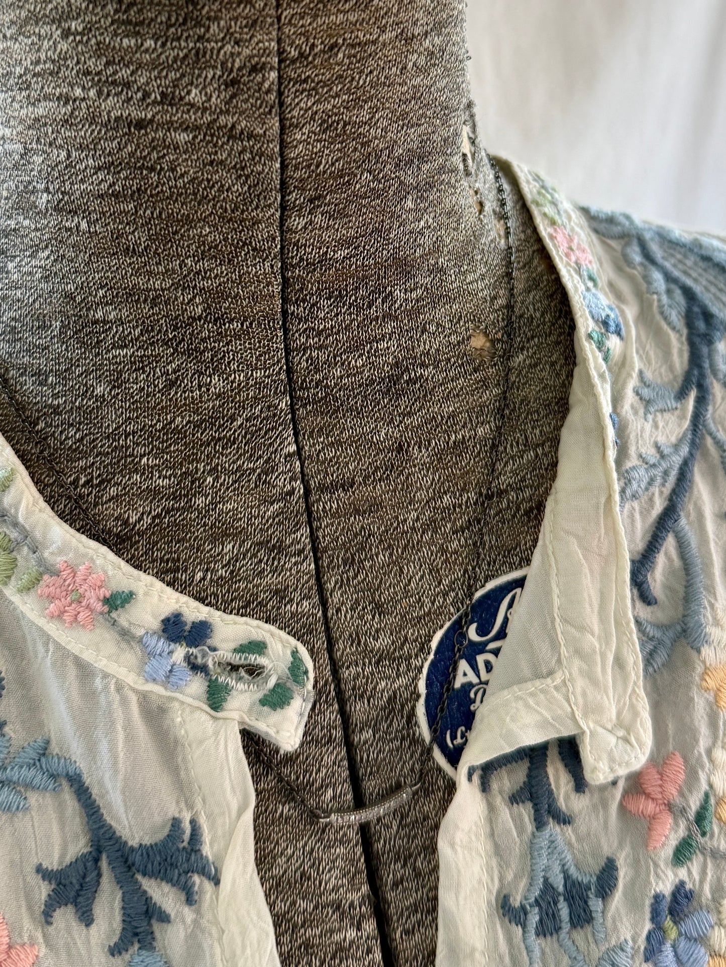 Pavé diamond curve necklace. 16.5-18.5”