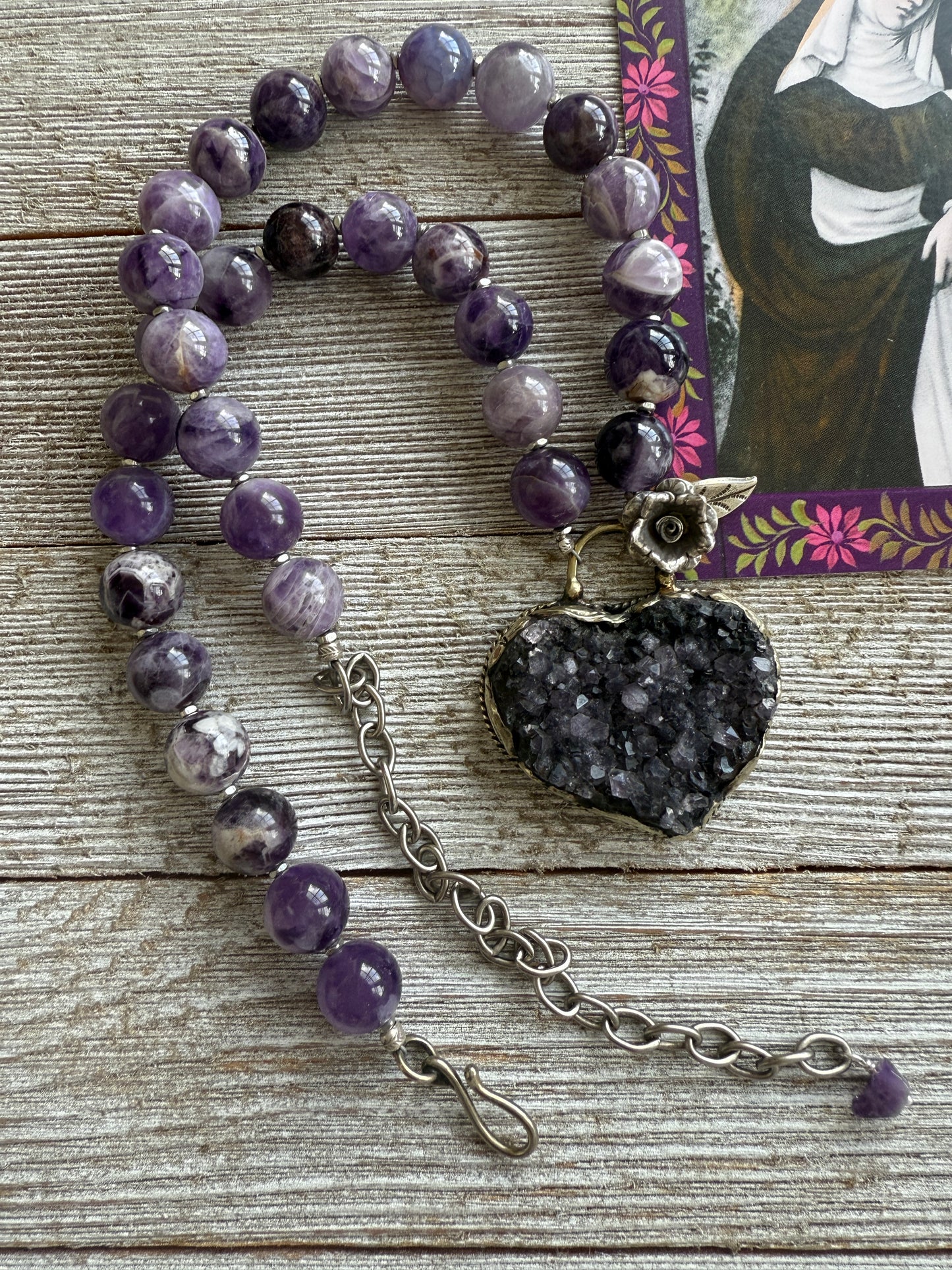 Amethyst druzie heart pendant on amethyst beads necklace. 18.5-24”.