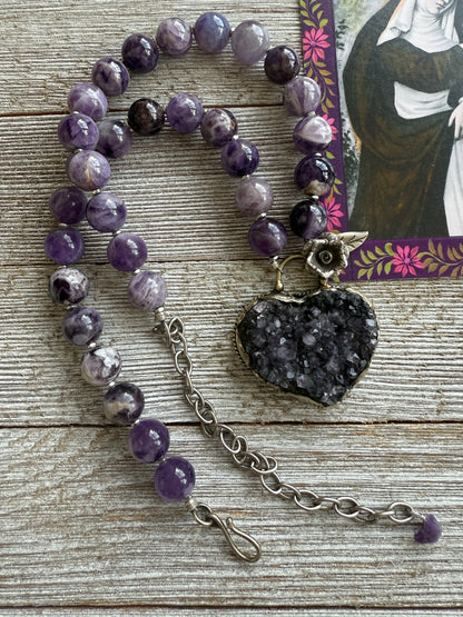 Amethyst druzie heart pendant on amethyst beads necklace. 18.5-24”.